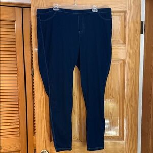 Women's Dark Blue Jeans